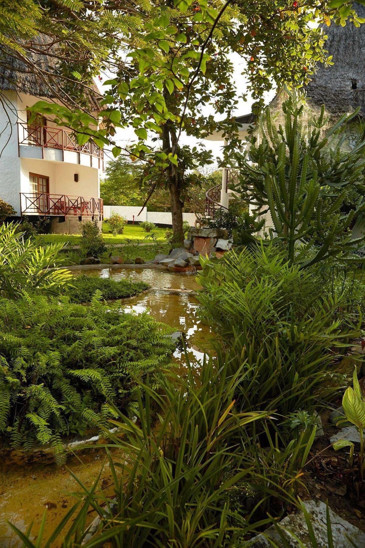 Neptune Village Beach Resort & Spa Galu Zewnętrze zdjęcie